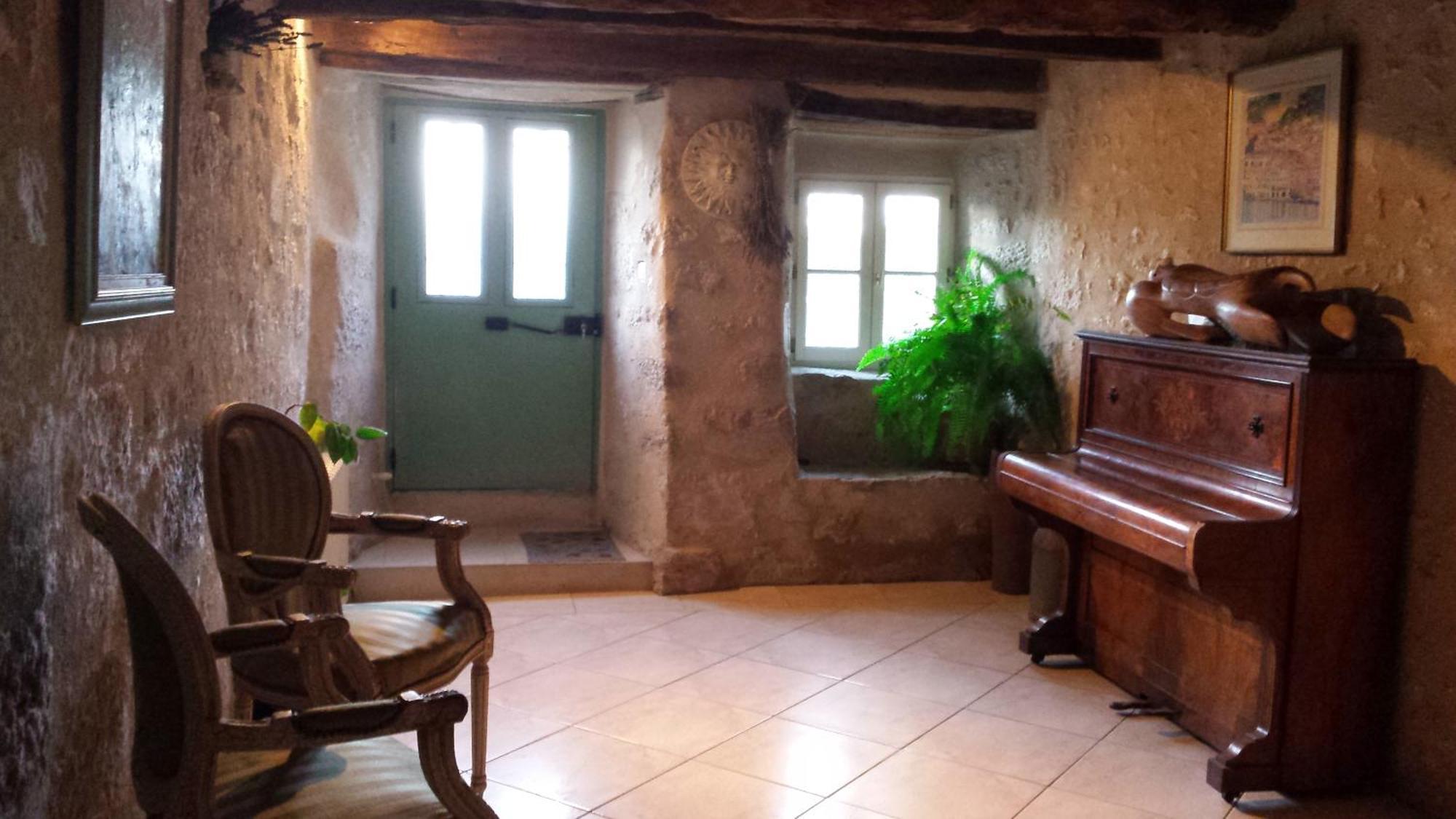 La Maison De Chloe Senouillac Dış mekan fotoğraf